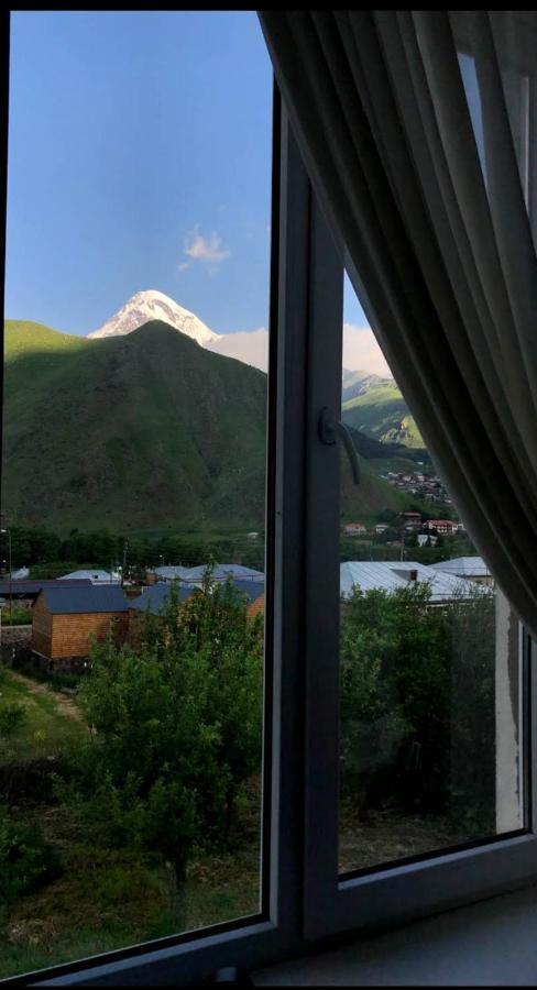 Dachi Inn Kazbegi Exterior photo